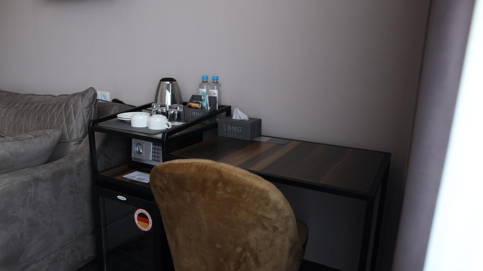 Bmg Hotel By Grigoryans Group Горис Екстериор снимка