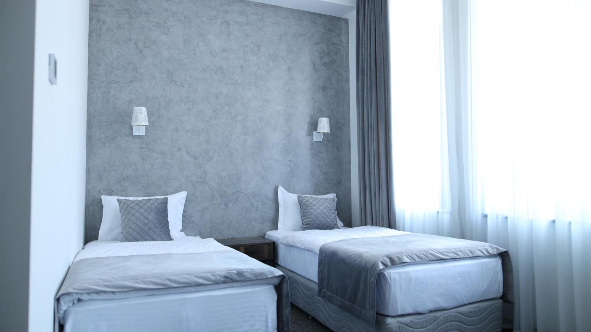 Bmg Hotel By Grigoryans Group Горис Екстериор снимка
